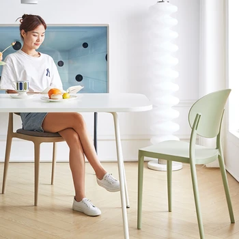 Мебели в скандинавски стил и Удобен пластмасов стол за сядане Със заоблени ъгли Без чеп, Штабелируемый стол засилва напрежението